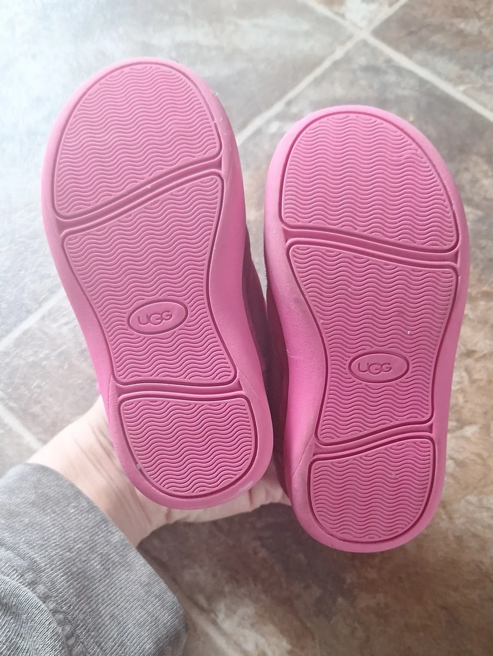 UGG warm quilted